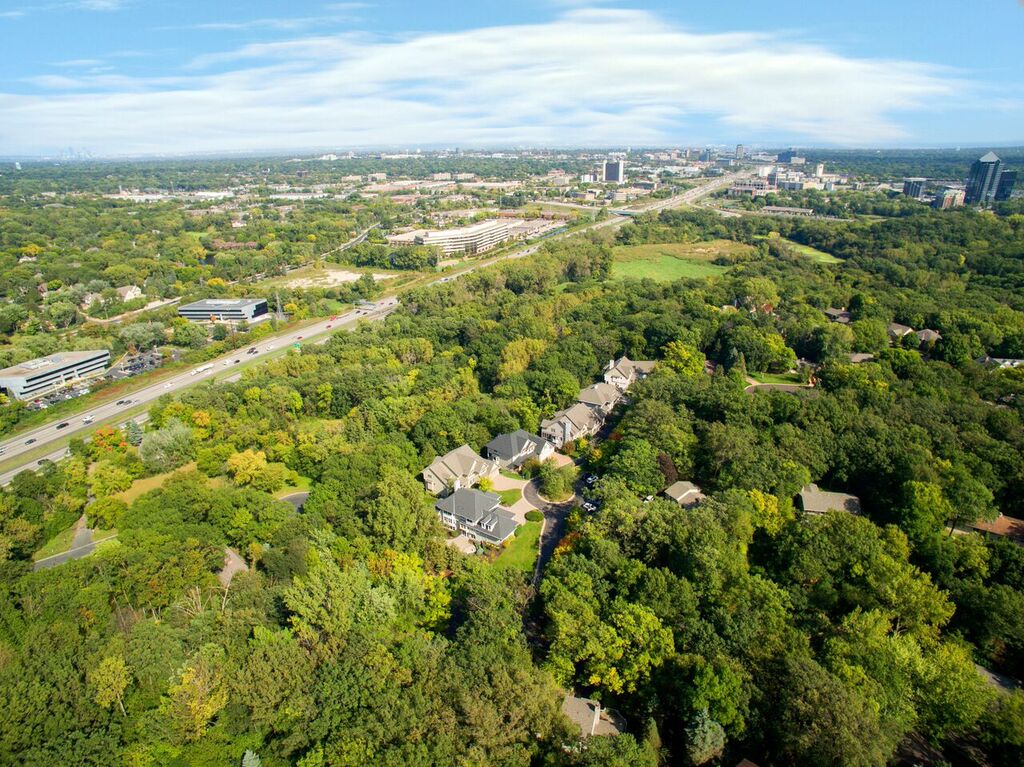 Bloomington community image