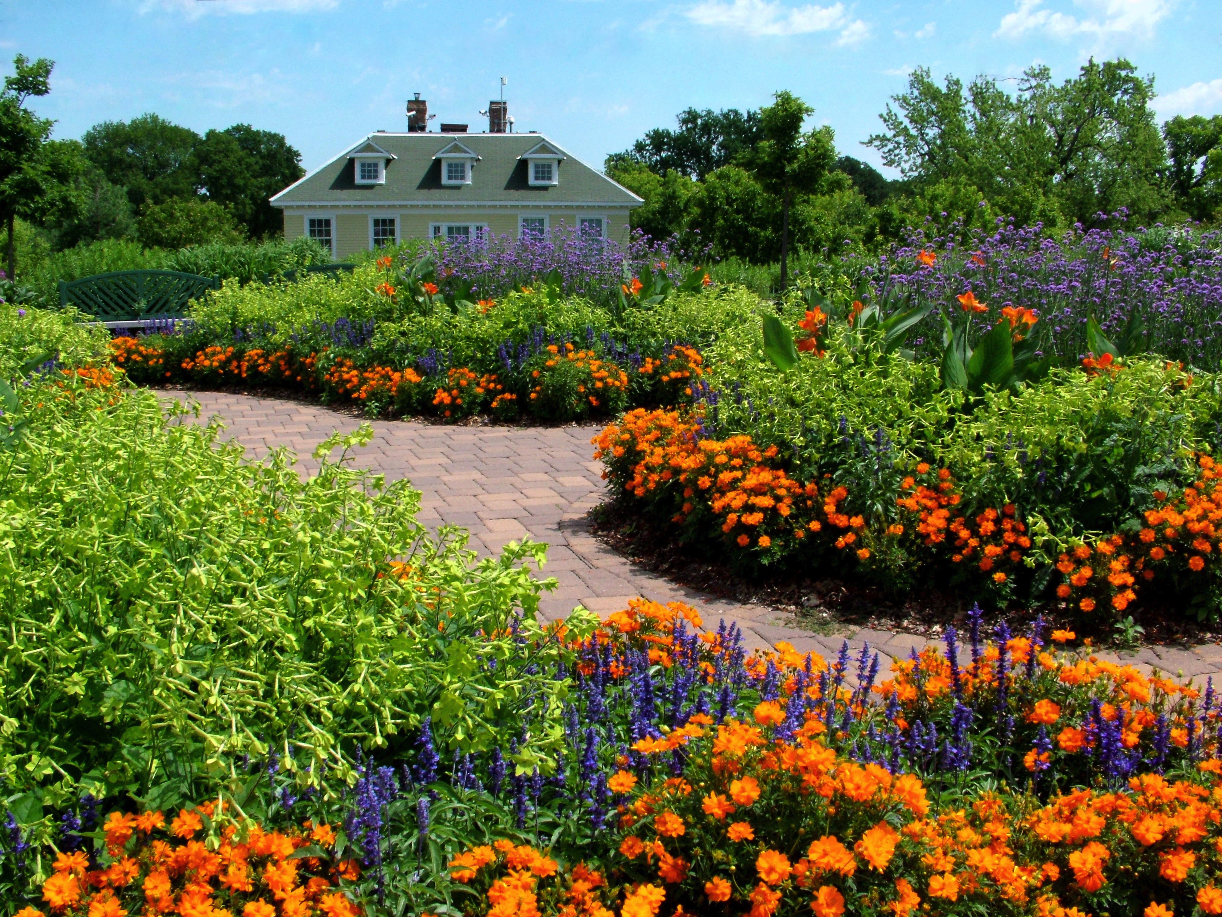 Minneapolis - Longfellow community image